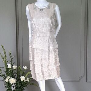 Women’s London Times Tired Rayon Formal Dress Size 10 Oyster Color NWT!